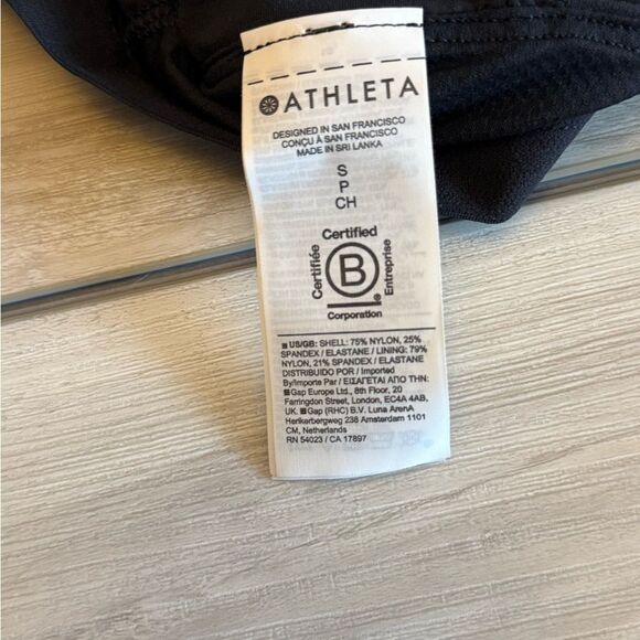 ATHLETA Transcend Built-In Bra Tank Small Black NWT - Picture 6 of 7